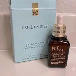 Estée Lauder Advanced Night Repair serum